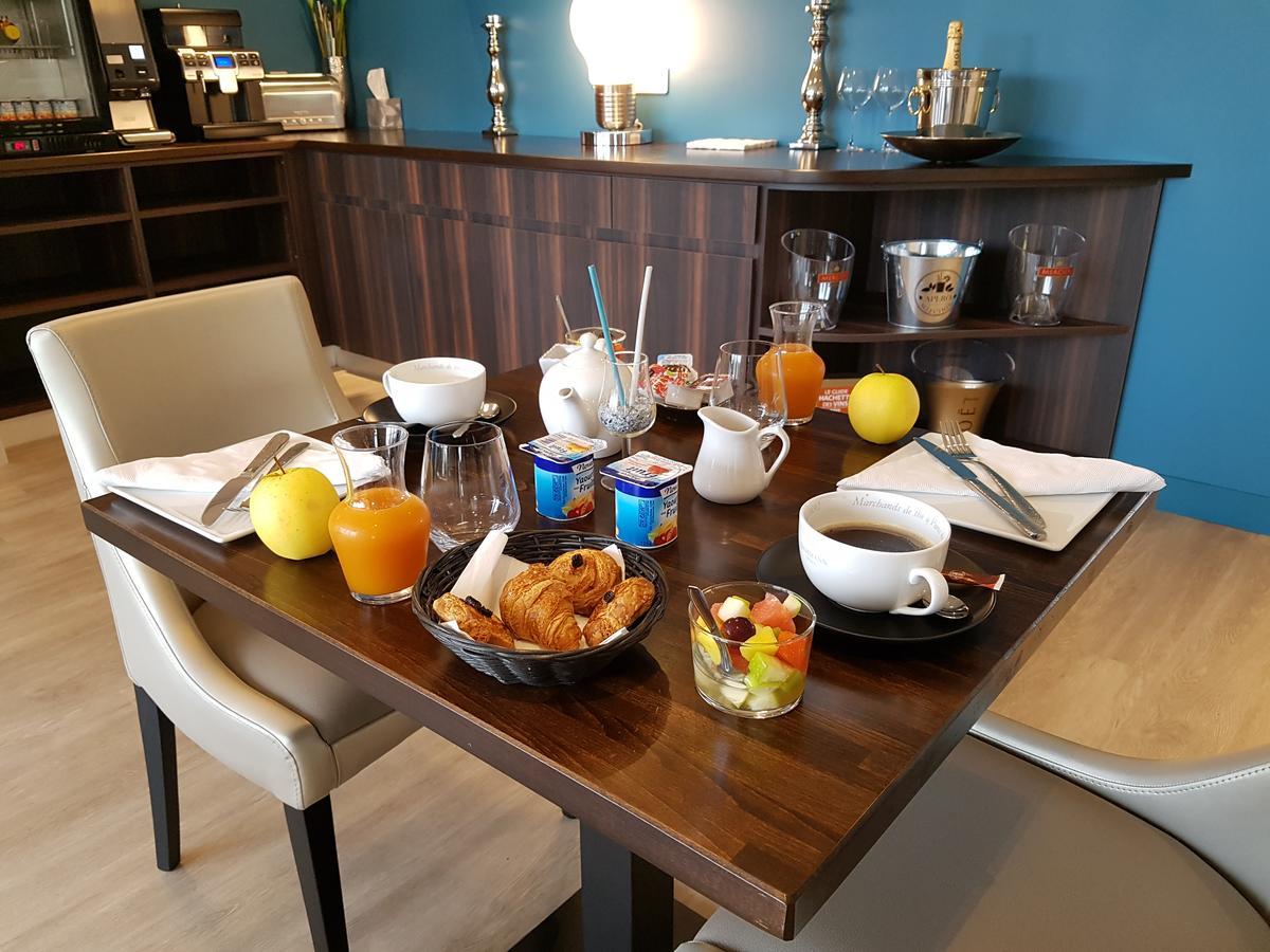 פלוגונבלי Logis Hotel Du Large מראה חיצוני תמונה